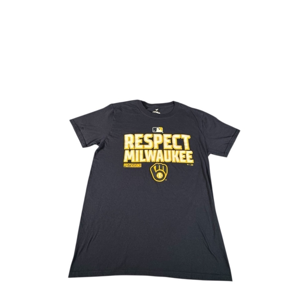 Milwaukee Brewers Respect Milwaukee Postseason T-Shirt Fanatics Menโs Medium